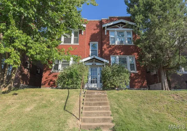 Multi family home for sale at 4234 Dewey Ave, Saint Louis, MO 63116 | MLS# MIS26055925