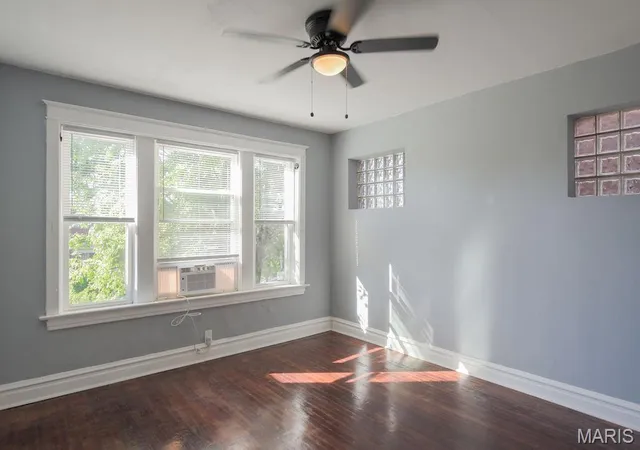Photo 2 of Sale Pending at 4234 Dewey Ave, Saint Louis, MO 63116 | MLS# MIS26055925 | Listing updated on 2026-09-28