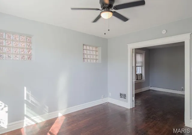 Photo 3 of Sale Pending at 4234 Dewey Ave, Saint Louis, MO 63116 | MLS# MIS26055925 | Listing updated on 2026-09-28