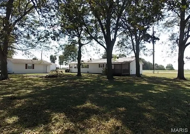 Photo 3 of Sale Pending at 401 S 3rd St (hwy 164), Arbyrd, MO 63821 | MLS# MIS26056120 | Listing updated on 2026-09-09