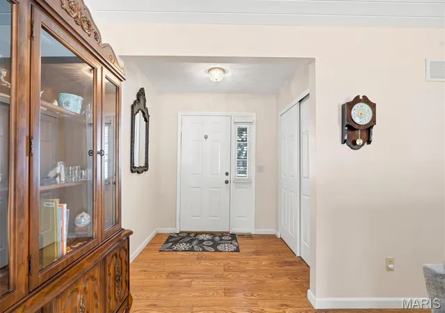 Photo 2 of Sale Pending at 264 Brougham Dr, O Fallon, MO 63368 | MLS# MIS26056156 | Listing updated on 2026-09-12