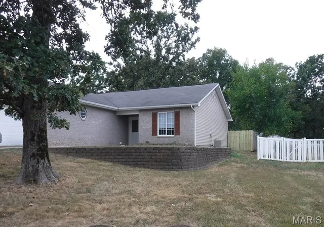 Single family home for sale at 22625 Holw Oak Ln #B, Saint Robert, MO 65584 | MLS# MIS26056203