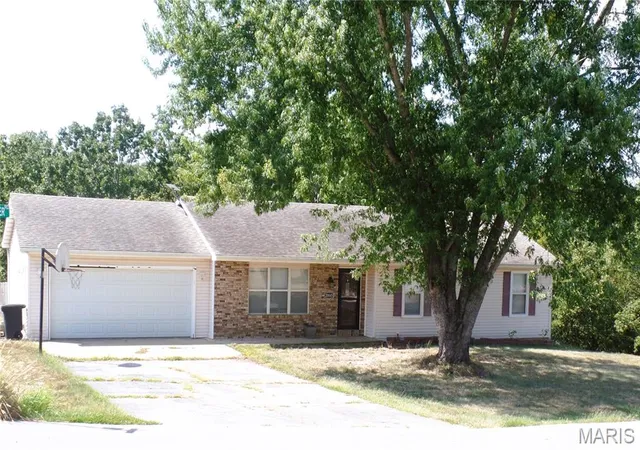 Photo 1 of Sale Pending at 20445 Sweetwater Rd, Waynesville, MO 65583 | MLS# MIS26056217 | Listing updated on 2026-09-23