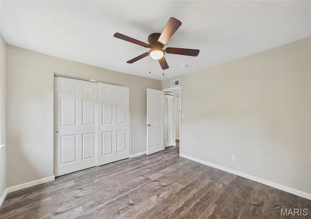 Listing Photo 4 - Condo for sale in building located at 2797 Blackforest Dr, Oakville, MO 63129 - Unit #D
