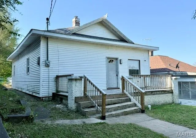 Photo 1 of Single family home for sale at 411 Smith St, Hannibal, MO 63401 | MLS# MIS26056276 | Listing updated on 2026-09-11