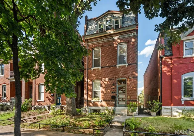 Photo 1 of Sale Pending at 2213 Arsenal St, Saint Louis, MO 63118 | MLS# MIS26056288 | Listing updated on 2026-09-13