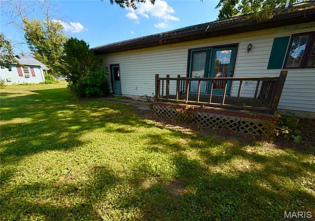 Photo 4 of Single family home for sale at 501 Ely St, Perry, MO 63462 | MLS# MIS26056455 | Listing updated on 2026-09-12