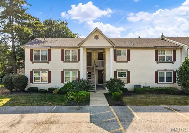 Photo 2 of Condo for sale at 74 Sugar Glen Ct #6, Saint Peters, MO 63376 | MLS# MIS26056483 | Listing updated on 2026-09-11