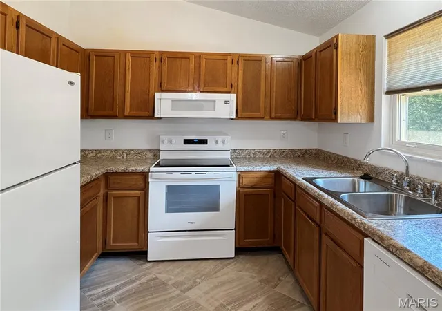 Photo 3 of Single family home for sale at 7720 Meadow View Cir, Union, MO 63084 | MLS# MIS26056595 | Listing updated on 2026-09-11