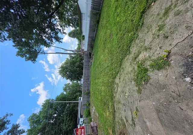 Photo 2 of Single family home for sale at 107 S 30th Street, Belleville, IL 62226 | MLS# MIS26056606 | Listing updated on 2026-09-14