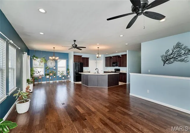Photo 2 of Single family home for sale at 571 Newcastle Dr, Troy, MO 63379 | MLS# MIS26056618 | Listing updated on 2026-09-14