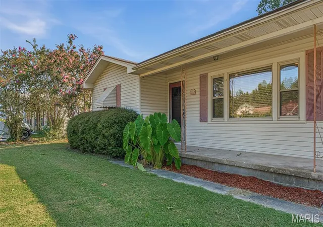 Photo 3 of Single family home for sale at 1112 David Dr, Kennett, MO 63857 | MLS# MIS26056807 | Listing updated on 2026-09-11