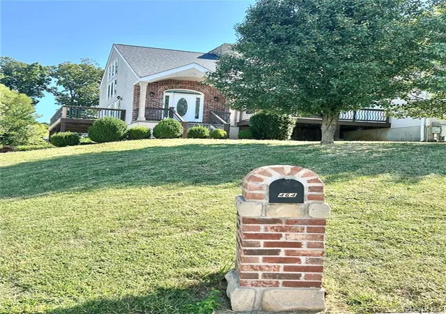 Photo 1 of Single family home for sale at 464 Legacy Ln, Villa Ridge, MO 63089 | MLS# MIS26056826 | Listing updated on 2026-09-10