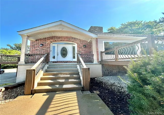 Photo 3 of Single family home for sale at 464 Legacy Ln, Villa Ridge, MO 63089 | MLS# MIS26056826 | Listing updated on 2026-09-10