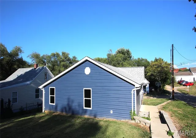 Photo 3 of Single family home for sale at 103 N B St, Bonne Terre, MO 63628 | MLS# MIS26056910 | Listing updated on 2026-09-15
