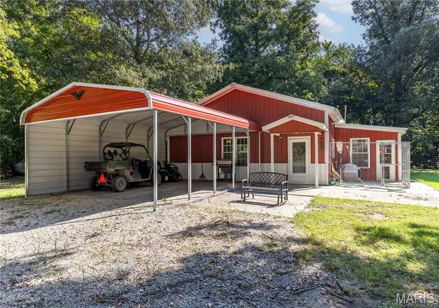 Single family home for sale at 343 E Apple Ln, East Prairie, MO 63845 | MLS# MIS26056985