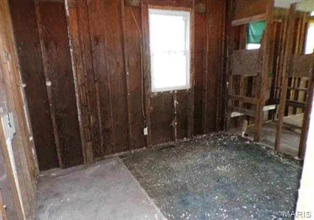 Photo 4 of Sale Pending at 9340 N Highway 94, West Alton, MO 63386 | MLS# MIS26057020 | Listing updated on 2026-09-15