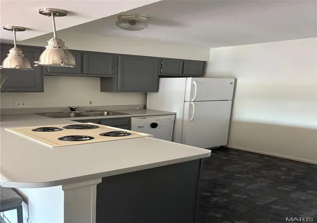 Photo 1 of Condo for sale at 1637 Summergate Pkwy #N, Saint Peters, MO 63303 | MLS# MIS26057035 | Listing updated on 2026-09-04