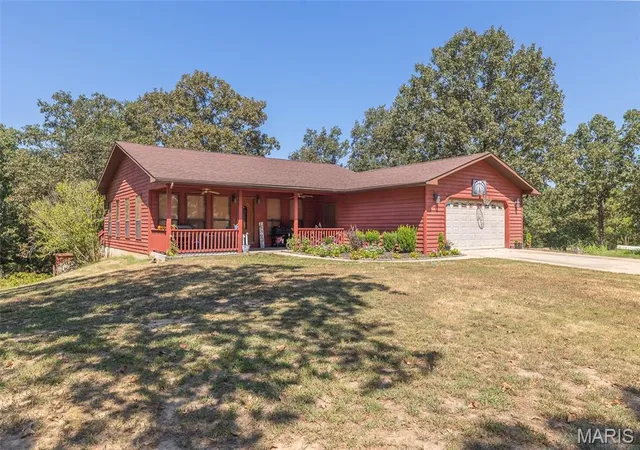 Photo 2 of Single family home for sale at 473 Red Robin Ln, Poplar Bluff, MO 63901 | MLS# MIS26057055 | Listing updated on 2026-09-09