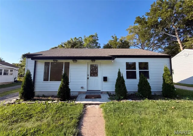 Single family home for sale at 316 Lithia Ave, Saint Louis, MO 63119 | MLS# MIS26057059