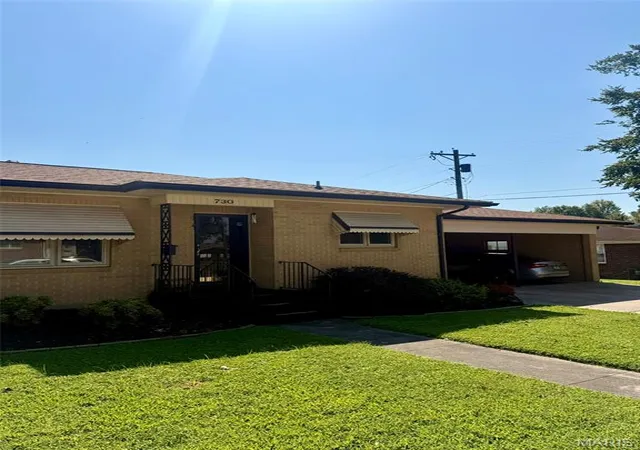 Photo 3 of Sale Pending at 730/732 N Sunset Blvd, Cape Girardeau, MO 63701 | MLS# MIS26057117 | Listing updated on 2026-09-11