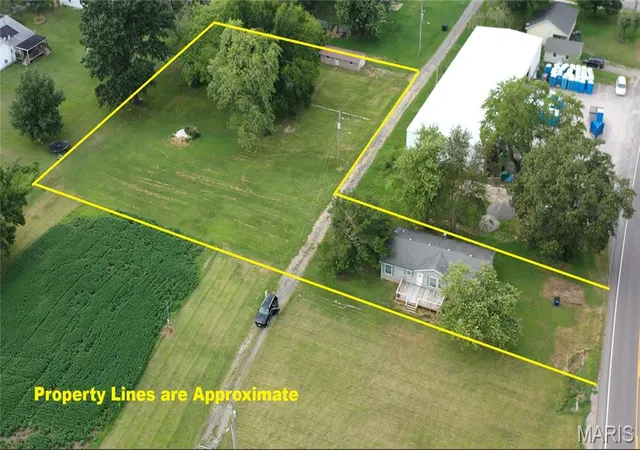 Photo 1 of Manufactured home for sale at 929 State Route 4, Willisville, IL 62997 | MLS# MIS26057150 | Listing updated on 2026-09-14