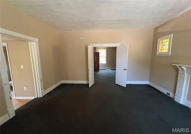 Photo 3 of Single family home for sale at 4166 Osceola St, Saint Louis, MO 63116 | MLS# MIS26057163 | Listing updated on 2026-10-15