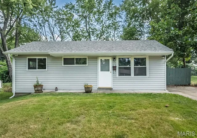 Photo 1 of Single family home for sale at 8310 Buddie Dr, Hazelwood, MO 63042 | MLS# MIS26057226 | Listing updated on 2026-09-11