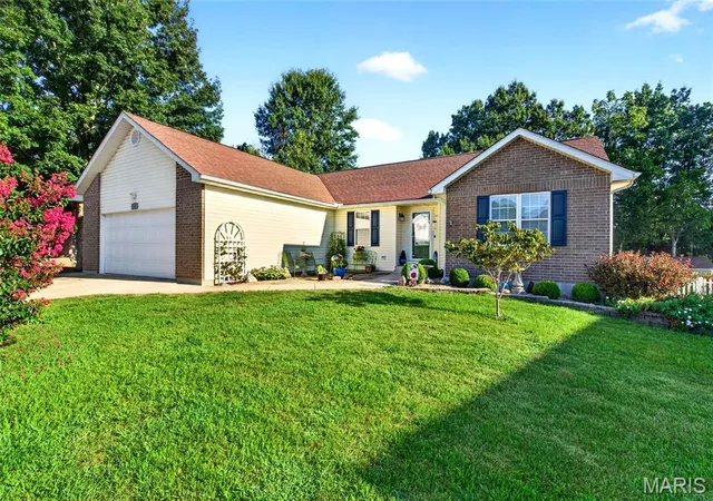 Photo 1 of Single family home for sale at 813 Oxford Dr, Rolla, MO 65401 | MLS# MIS26057269 | Listing updated on 2026-09-25