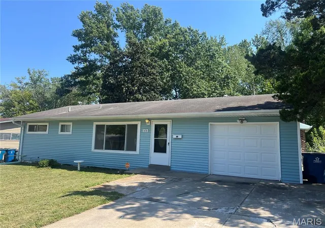 Single family home for sale at 1636 Maldon Ln, Saint Louis, MO 63136 | MLS# MIS26057302