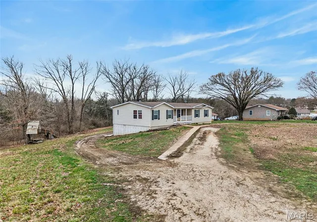 Photo 3 of Single family home for sale at 3686 State Rd Z, Hillsboro, MO 63050 | MLS# MIS26057315 | Listing updated on 2026-09-14