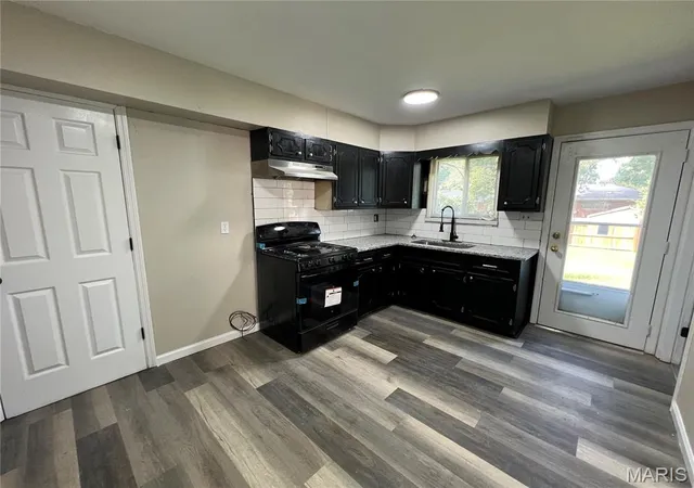 Photo 3 of Sale Pending at 1165 June Ave, Saint Louis, MO 63138 | MLS# MIS26057326 | Listing updated on 2026-10-05