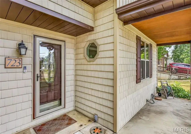 Photo 4 of Sale Pending at 723 Rock Rd, De Soto, MO 63020 | MLS# MIS26057344 | Listing updated on 2026-09-14