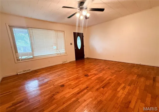 Photo 3 of Single family home for sale at 1209 Zaida Ave, Caruthersville, MO 63830 | MLS# MIS26057367 | Listing updated on 2026-10-09