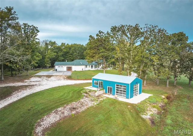 Photo 2 of Single family home for sale at 1224 County Rd 3165, Salem, MO 65560 | MLS# MIS26057371 | Listing updated on 2026-09-15