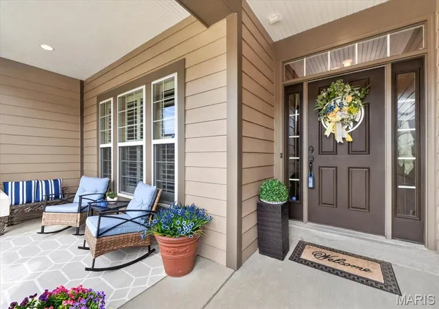 Photo 3 of Sale Pending at 542 Triton Way Dr, Ballwin, MO 63011 | MLS# MIS26057382 | Listing updated on 2026-09-14