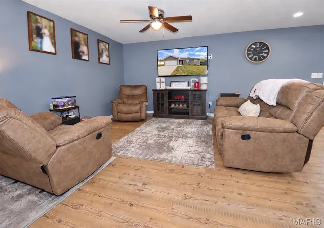 Photo 4 of Single family home for sale at 1404 Jessalinn Dr, Lebanon, MO 65536 | MLS# MIS26057753 | Listing updated on 2026-09-14