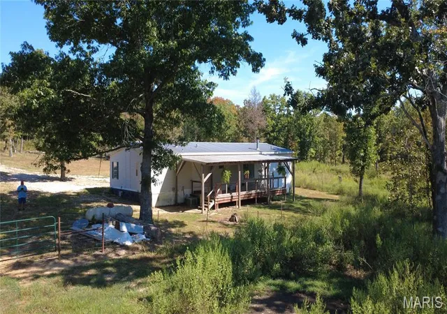 Photo 3 of Manufactured home for sale at 21806 King Dr, Summersville, MO 65571 | MLS# MIS26057771 | Listing updated on 2026-09-09