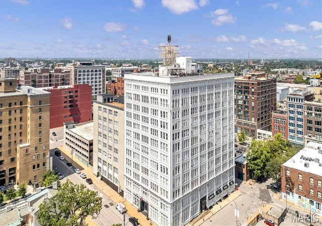 Condo for sale at 1501 Locust St #405, Saint Louis, MO 63103 | MLS# MIS26057813