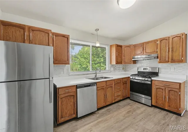 Photo 4 of Single family home for sale at 4 Colt Cir, Florissant, MO 63033 | MLS# MIS26057817 | Listing updated on 2026-09-11