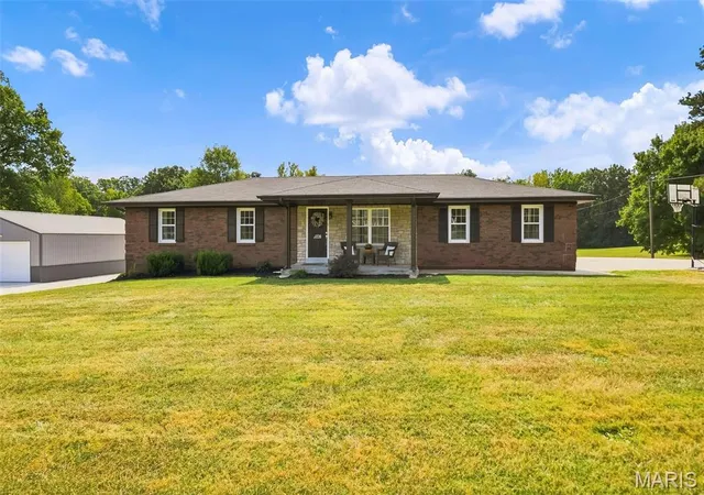 Photo 2 of Single family home for sale at 4230 Hwy P, Wentzville, MO 63385 | MLS# MIS26057847 | Listing updated on 2026-09-12