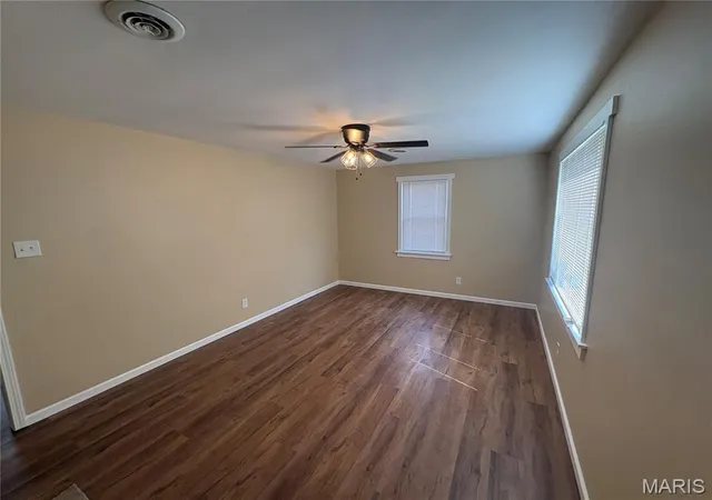 Photo 3 of Sale Pending at 9125 Kathlyn Dr, Saint Louis, MO 63134 | MLS# MIS26057861 | Listing updated on 2026-09-14