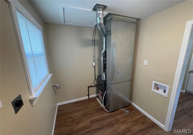 Photo 4 of Sale Pending at 9125 Kathlyn Dr, Saint Louis, MO 63134 | MLS# MIS26057861 | Listing updated on 2026-09-14