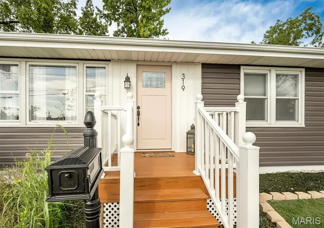 Photo 2 of Sale Pending at 319 Wood St, O Fallon, MO 63366 | MLS# MIS26057921 | Listing updated on 2026-09-13
