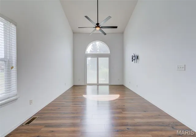 Photo 2 of Condo for sale at 10 W Homefield Point Ct, O Fallon, MO 63366 | MLS# MIS26057984 | Listing updated on 2026-09-15