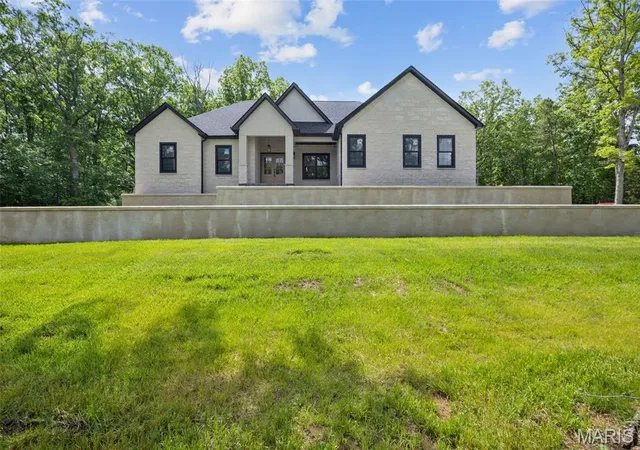 Photo 1 of Land for sale at 10095 Tour De Plomb Ct, Potosi, MO 63664 | MLS# MIS26058009 | Listing updated on 2026-09-11