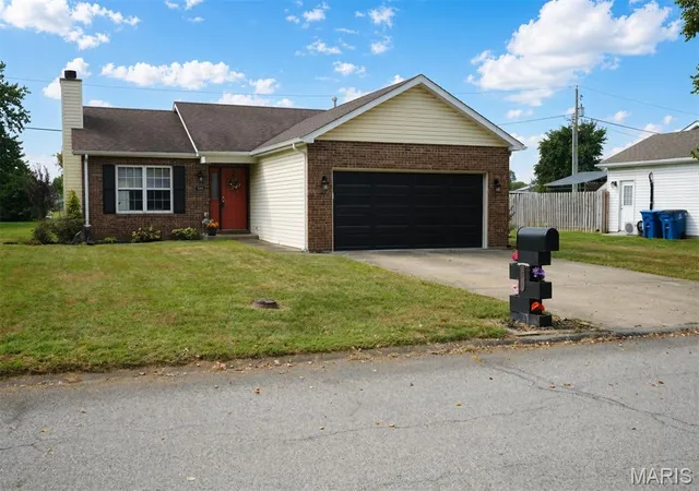 Photo 1 of Single family home for sale at 5164 Whitsell Way, Granite City, IL 62040 | MLS# MIS26058049 | Listing updated on 2026-09-14