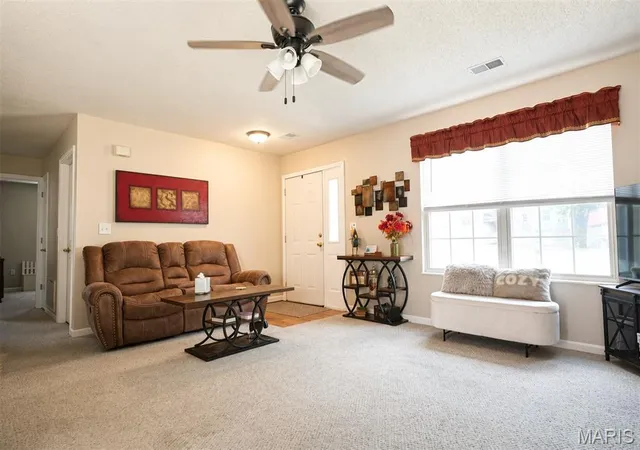 Photo 3 of Single family home for sale at 5164 Whitsell Way, Granite City, IL 62040 | MLS# MIS26058049 | Listing updated on 2026-09-14