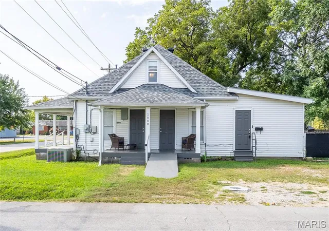 Photo 1 of Single family home for sale at 1000 Franklin St, Poplar Bluff, MO 63901 | MLS# MIS26058064 | Listing updated on 2026-09-11