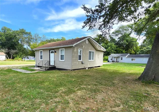 Photo 1 of Single family home for sale at 7912 Brookfield Dr, Caseyville, IL 62232 | MLS# MIS26058072 | Listing updated on 2026-10-02